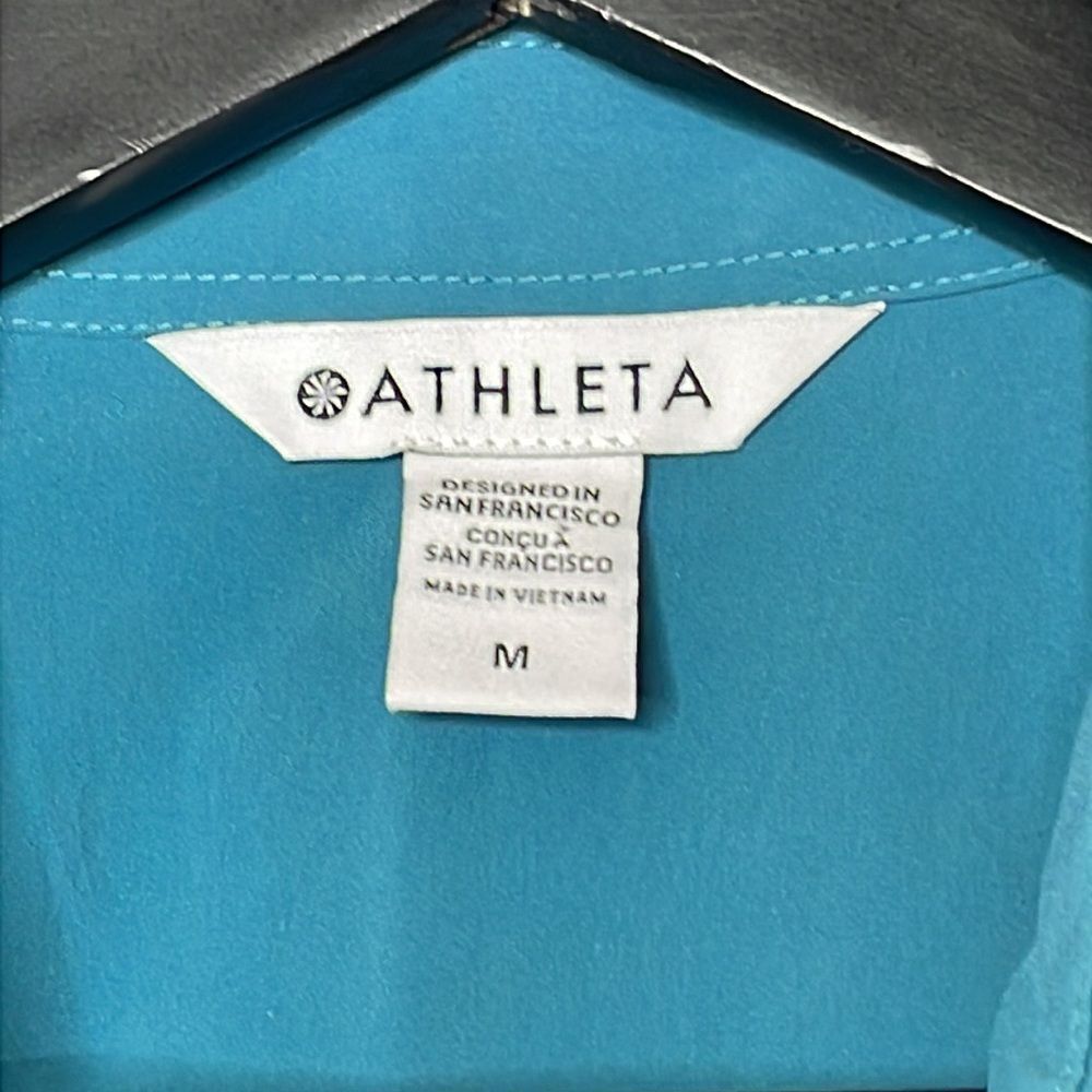 Athleta Levitate Teal Sleeveless Top NWT Size M - Picture 5 of 9